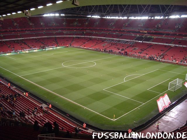 Emirates - South und West Stand - Arsenal FC - fussballinlondon.de