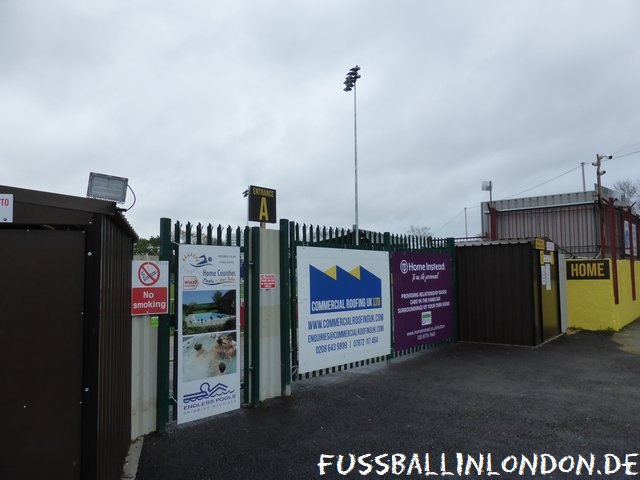 Gander Green Lane -  - Sutton United - fussballinlondon.de