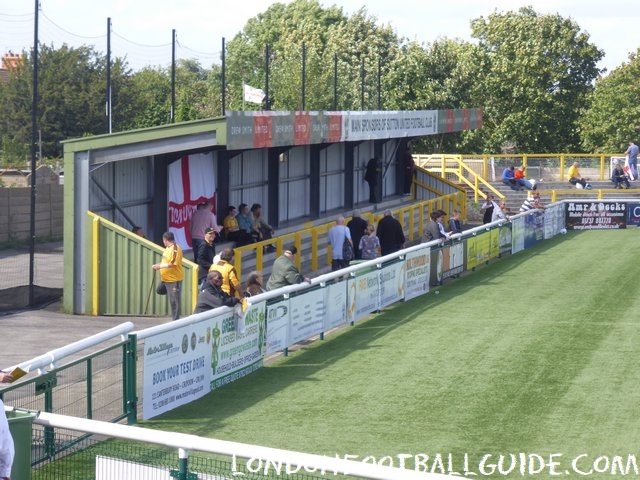 Gander Green Lane -  - Sutton United - londonfootballguide.com