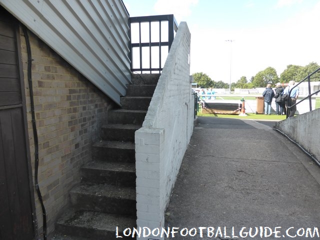 Gander Green Lane -  - Sutton United - londonfootballguide.com