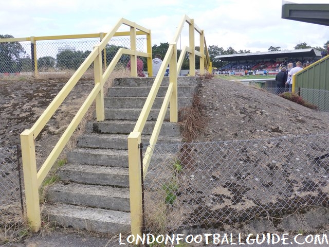 Gander Green Lane -  - Sutton United - londonfootballguide.com