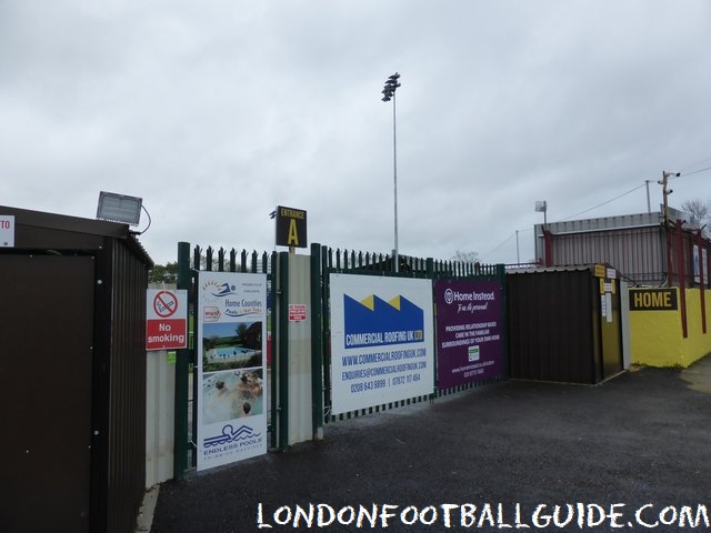 Gander Green Lane -  - Sutton United - londonfootballguide.com