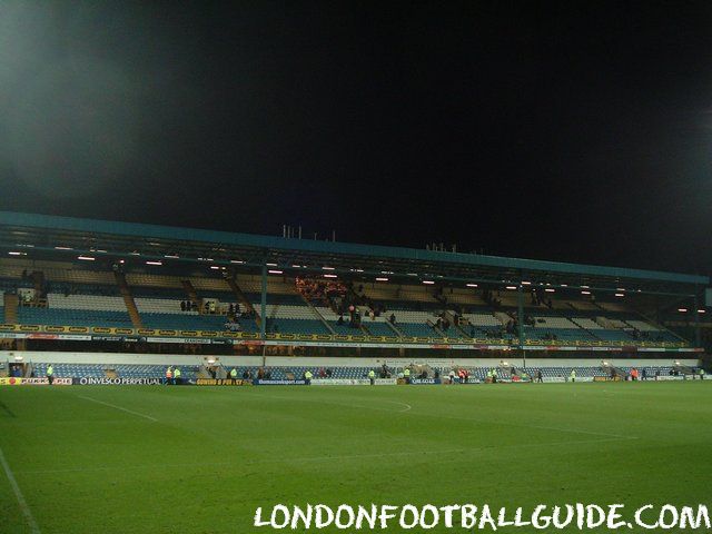 Loftus Road - South Africa Road Stand - Queens Park Rangers - londonfootballguide.com