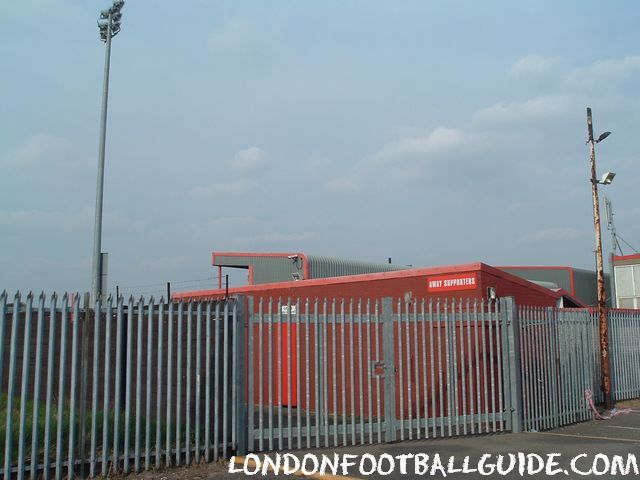  -  - Dagenham & Redbridge FC - londonfootballguide.com