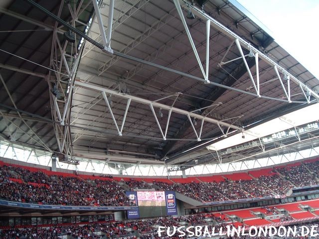 Wembley Stadium - Dachkonstruktion - England - fussballinlondon.de